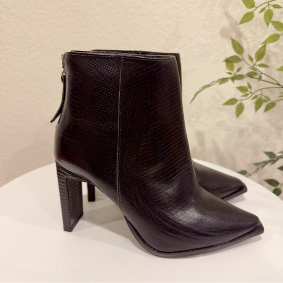 Kaanas Mizar Square Tip Slim High Heel Booties in Black NWOT Size 6M - Picture 6 of 12